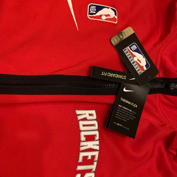 NIKE HOUSTON ROCKETS RED NBA THERMA-FLEX SHOWTIME HOODIE MENS CN4028-657 - Picture 7 of 7
